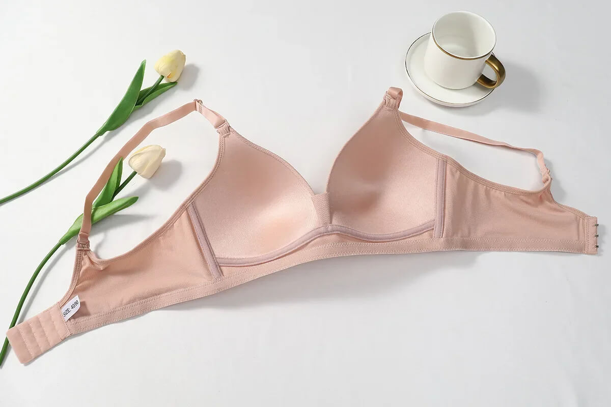 Ultra-Lightweight Wireless Bra - Breathable Comfort & Adjustable Fit  | Thin Cup Design for Everyday Freedom.