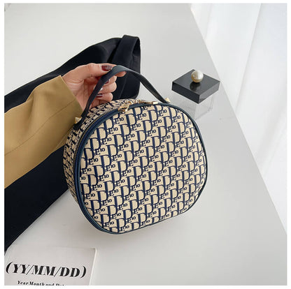 Luxury Portable Makeup Organizer Bag.