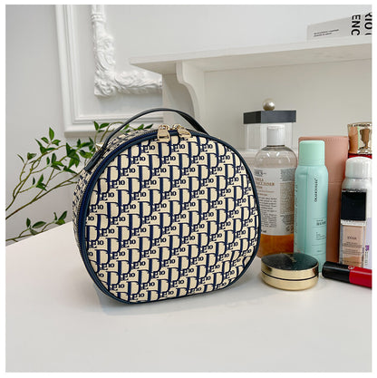 Luxury Portable Makeup Organizer Bag.