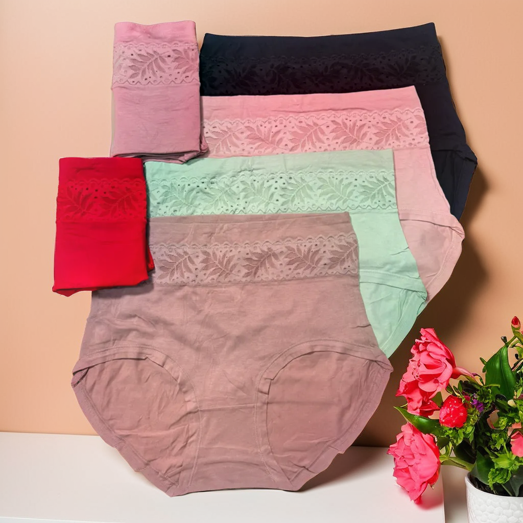 Women’s Underwear - Sexy Hollow Lace | Breathable Comfort for Timeless Elegance!